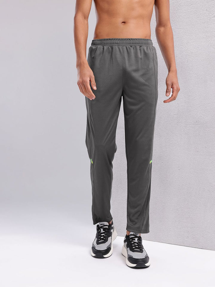 HRX by Hrithik Roshan Men Mid-Rise Rapid-Dry Training Joggers