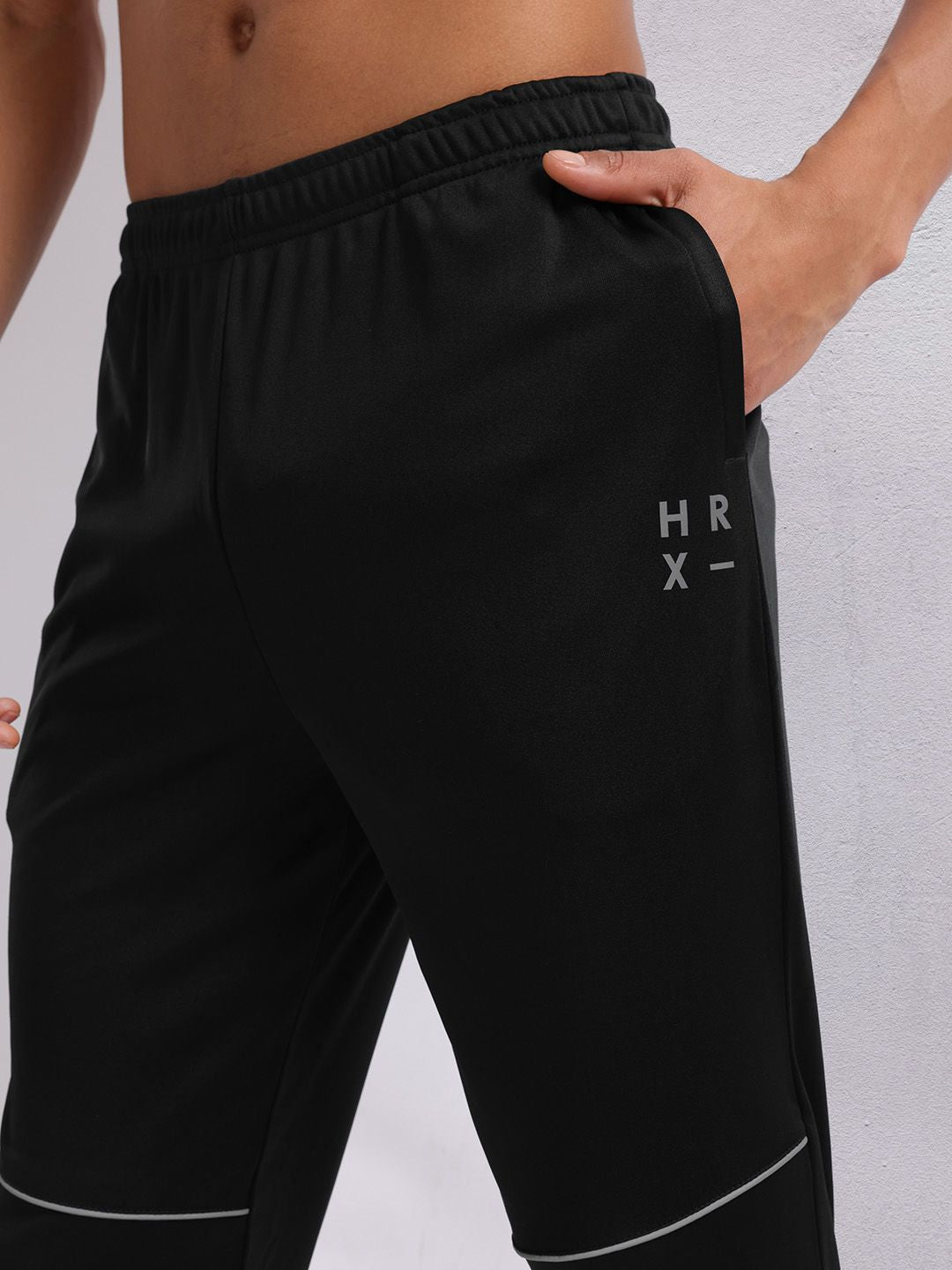 HRX by Hrithik Roshan Men Contrast Piping Rapid-Dry Training Joggers
