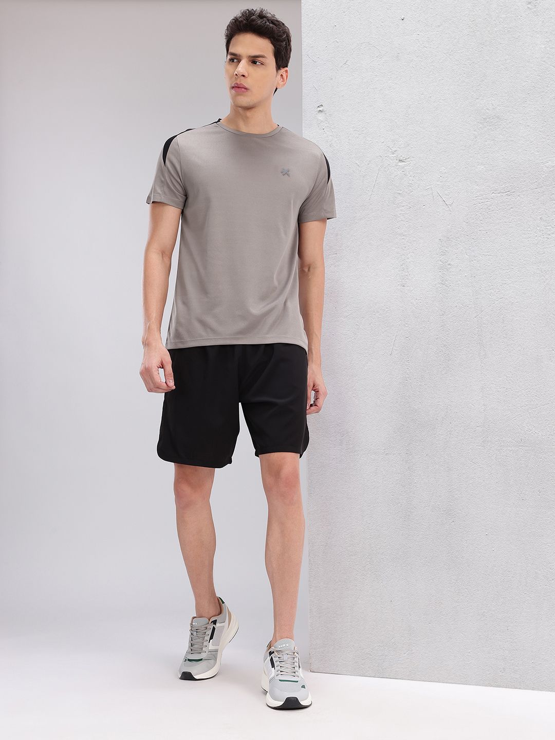 HRX by Hrithik Roshan Colourblocked Detail Rapid-Dry Running T-shirt