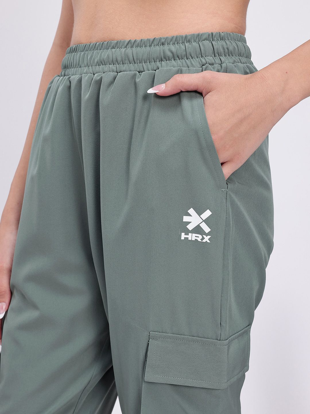 HRX by Hrithik Roshan Women Mid-Rise Cropped Lifestyle Cargos with Toggle Hem