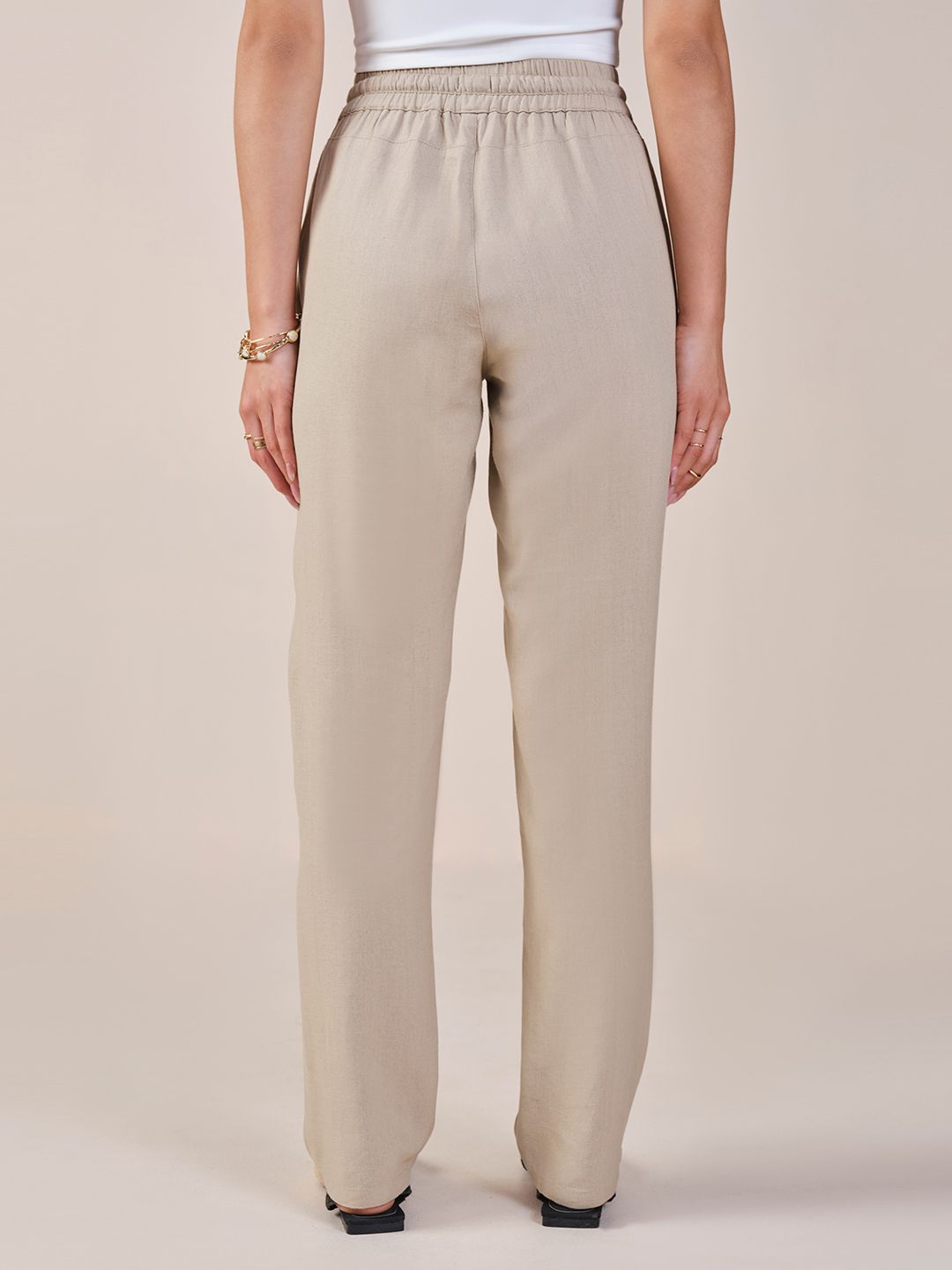 AND Women Mid Rise Regular Fit  Trousers