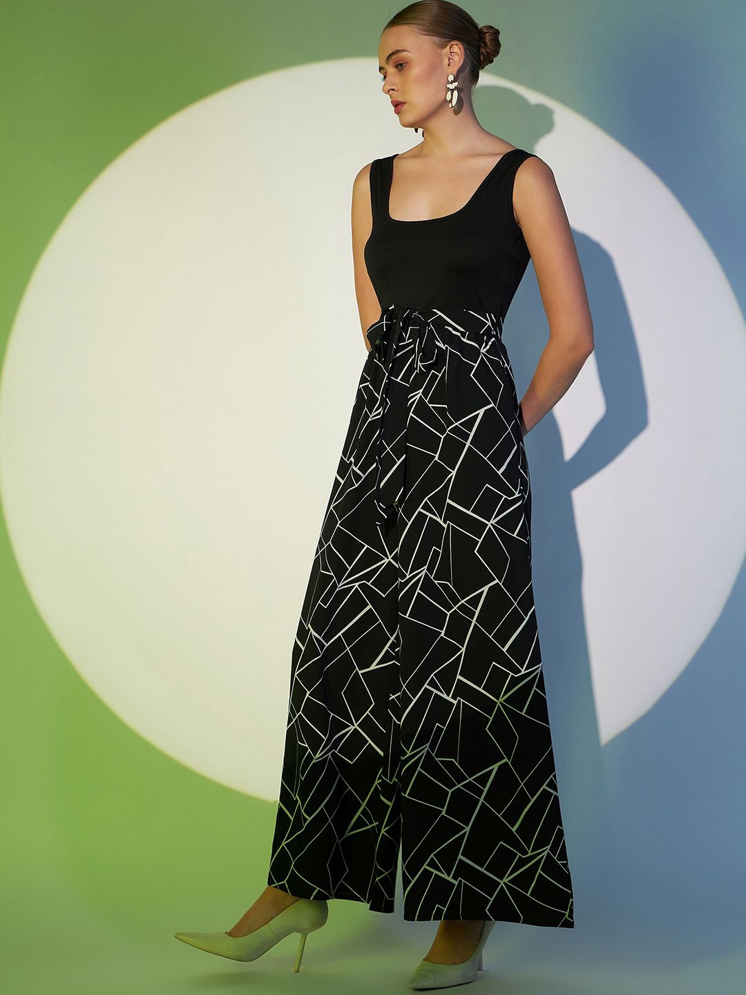 Jumpsuit Asas Leher Scoop Bercetak Berrylush Abstrak