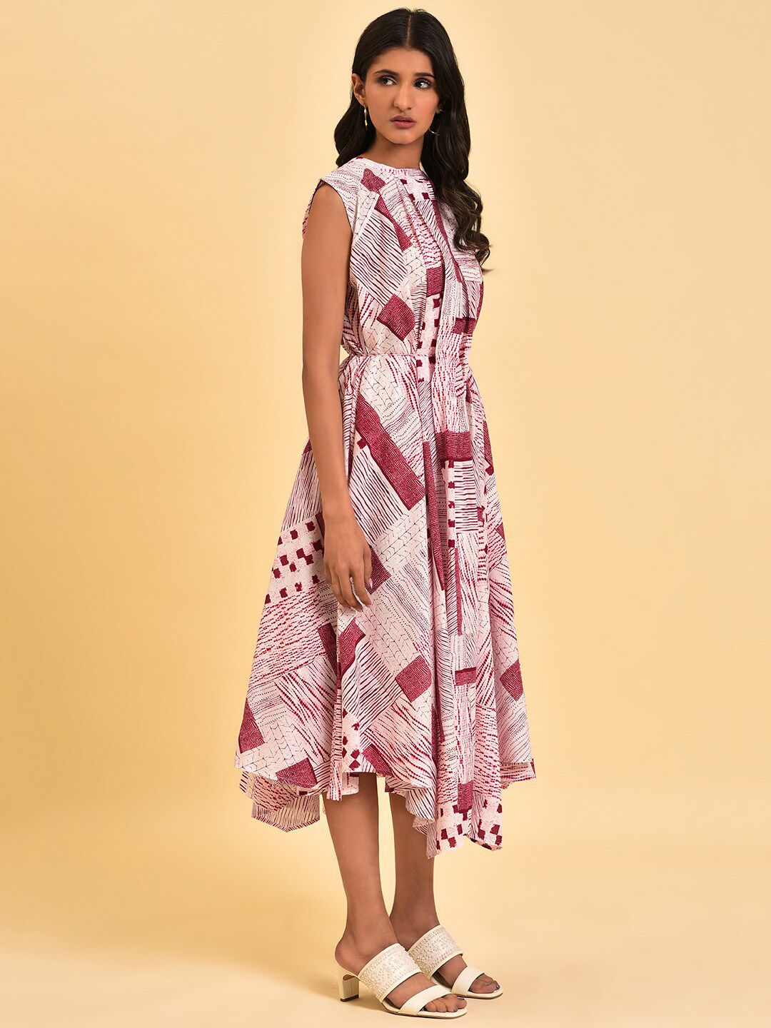 W Red Abstract Printed Extended Sleeves Cotton Fit & Flare Midi Ethnic Dress
