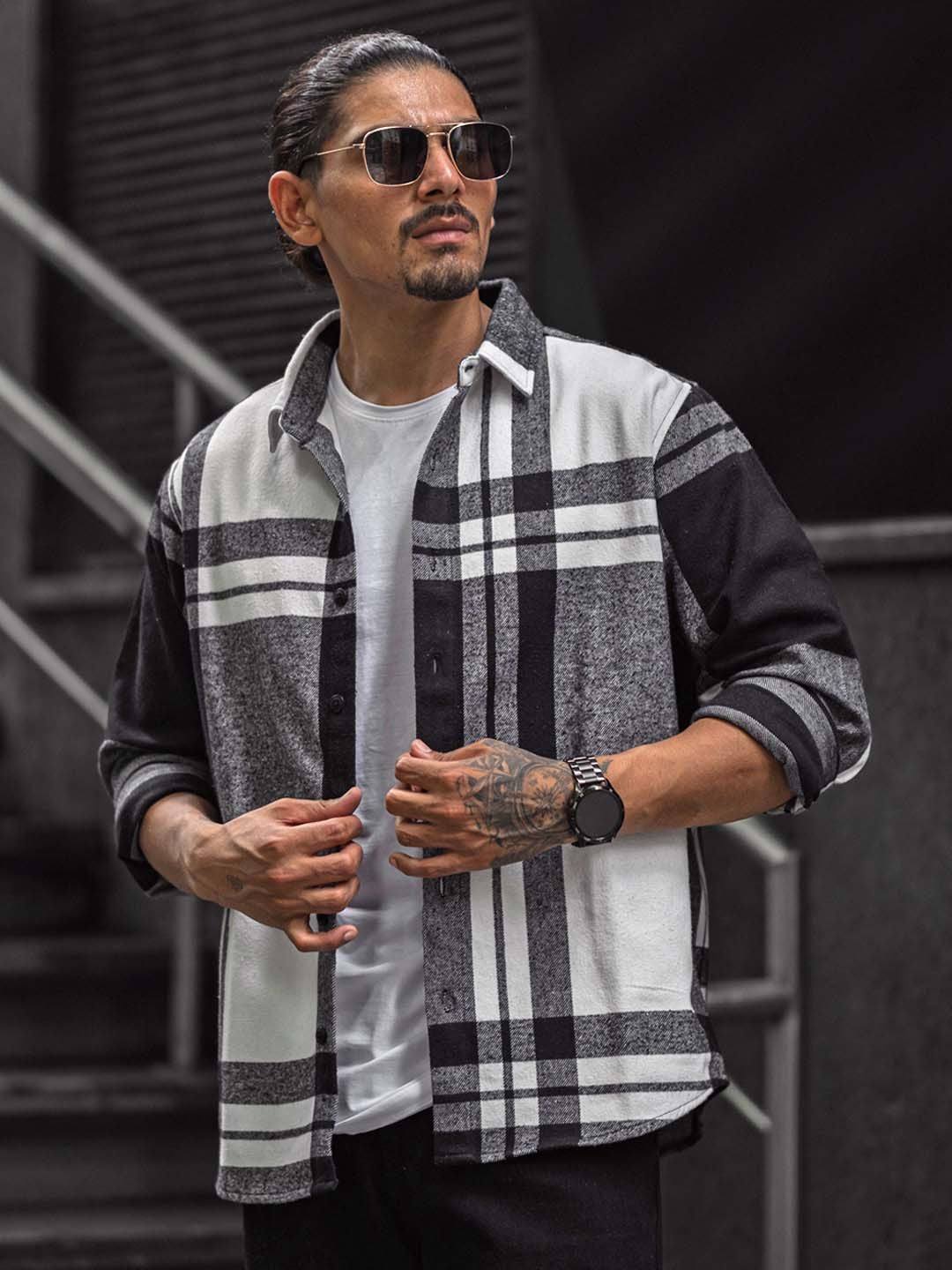 Powerlook Men Spread Collar Tartan Checked Cotton Casual Shirt