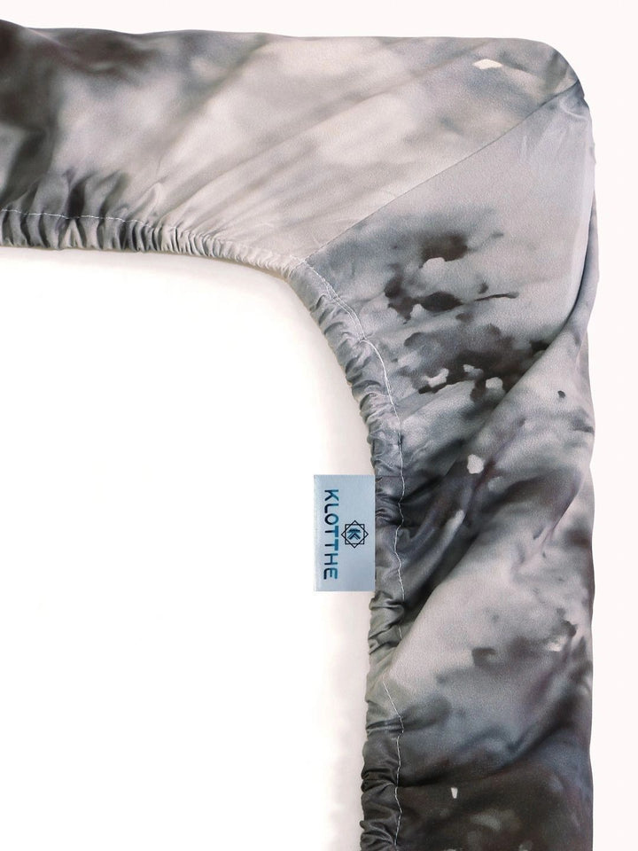 Moda Rapido X KLOTTHE Grey & White Floral 400 TC King Bedsheet with 2 Pillow Covers