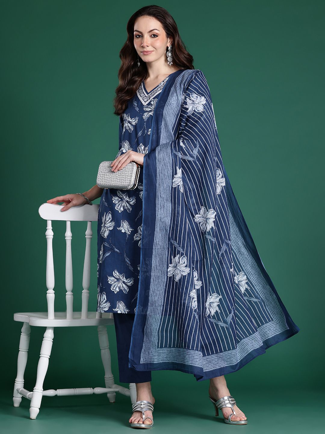Indo Era Floral Printed Regular Pure Cotton Kurta with Trousers & Dupatta