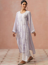 Rumah Wanita Chikankari Motif Etnik Bersulam Kurta Chikankari