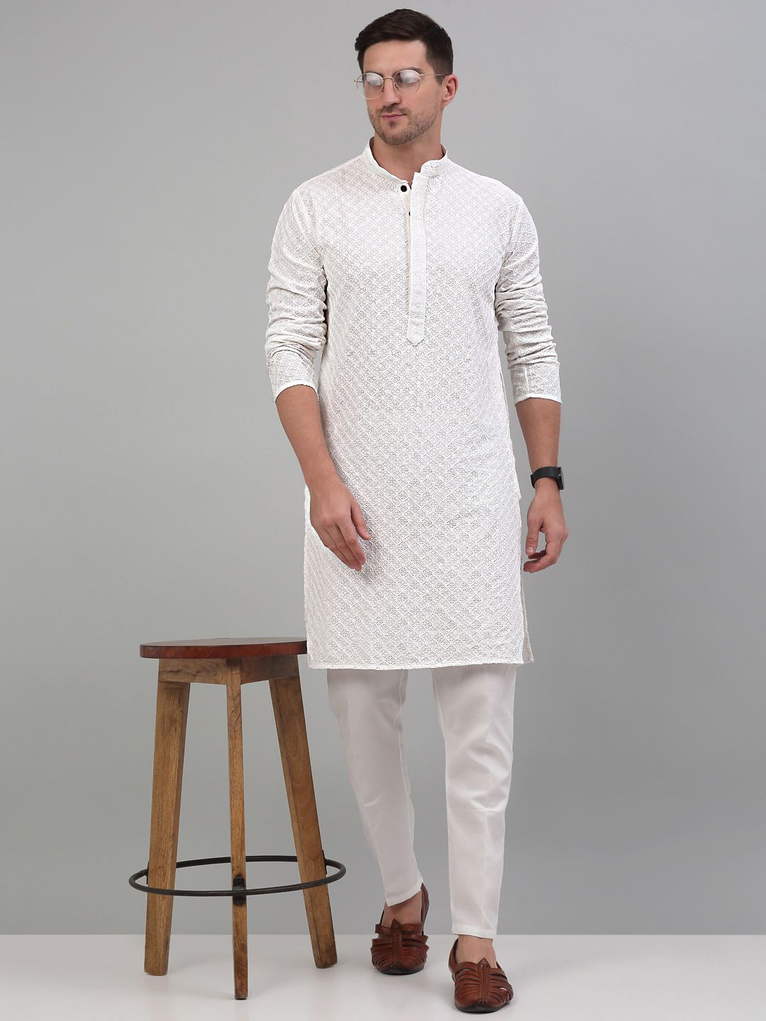 Jompers Seqined Embroidered Kurta with Pyjamas