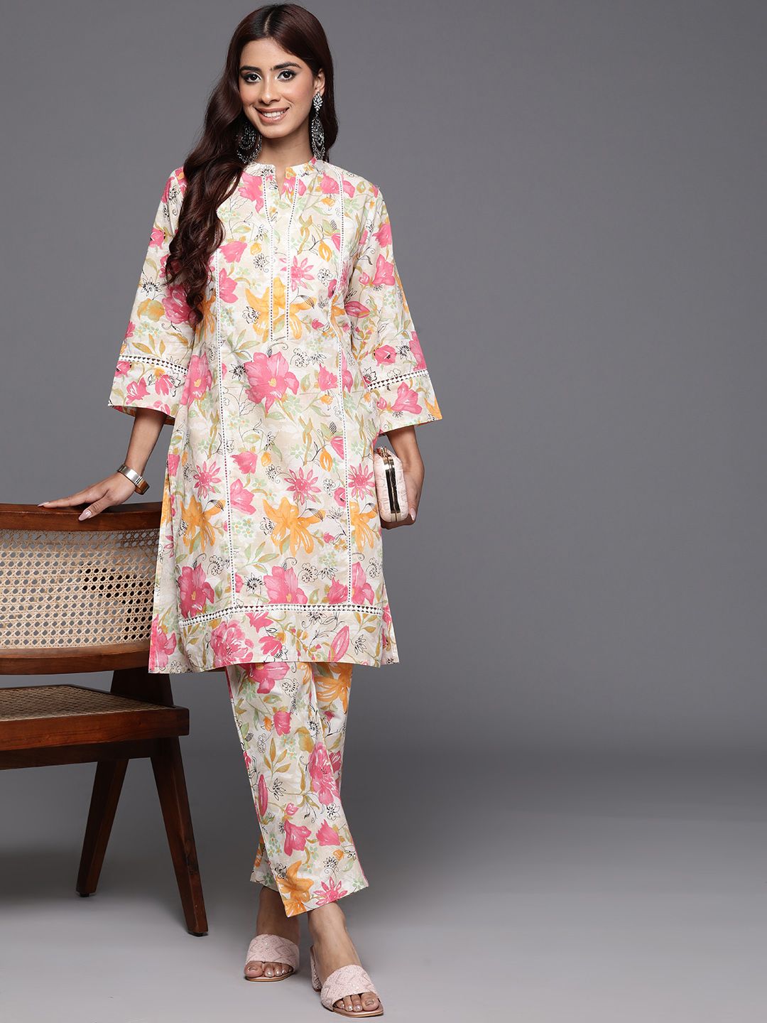 Varanga Off White Floral Printed Pure Cotton Lace Detailed Kurta With Trouser