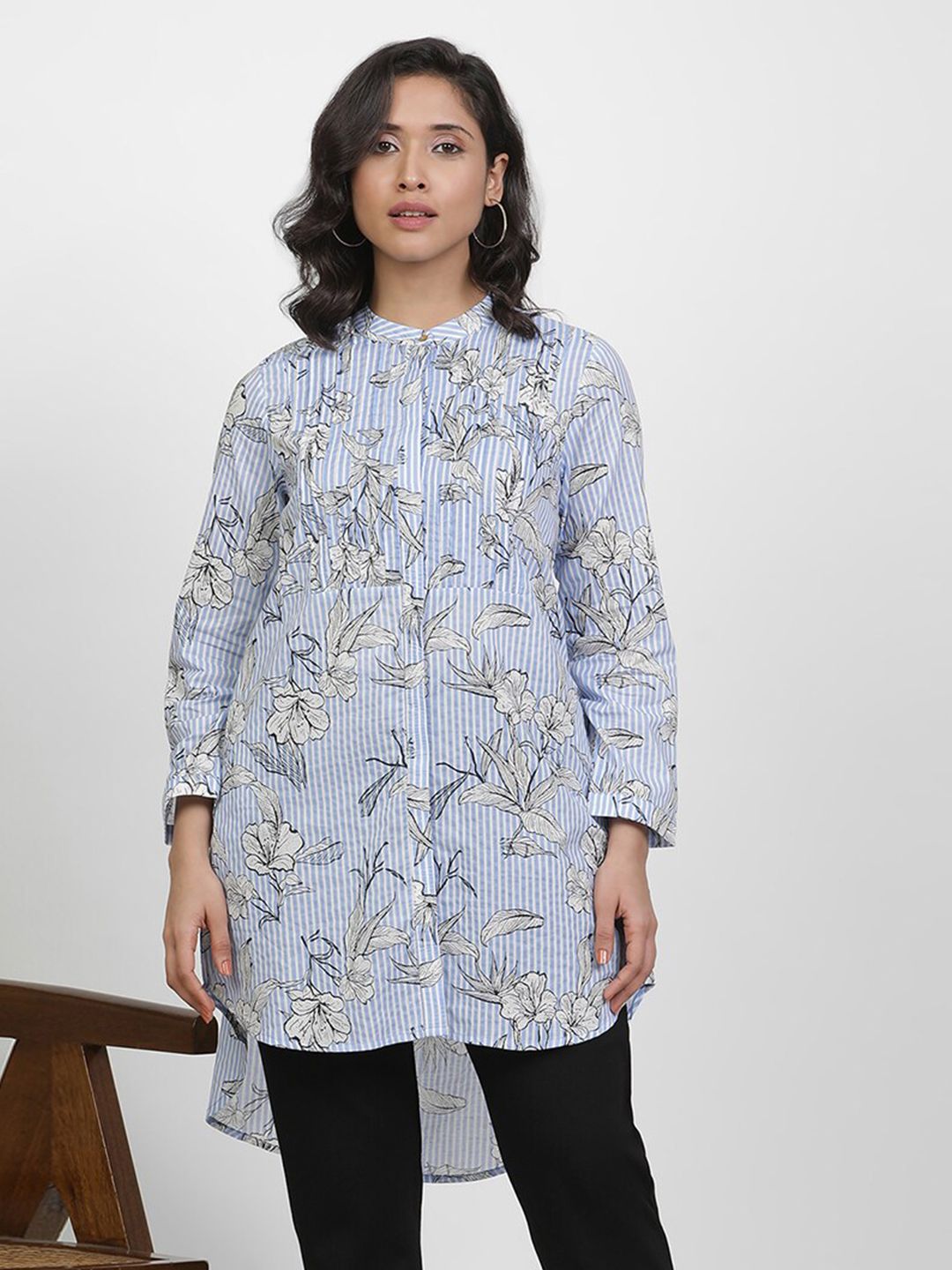 W Floral Printed Shirt Collar Cuffed Sleeves Cotton High-Low Longline Top