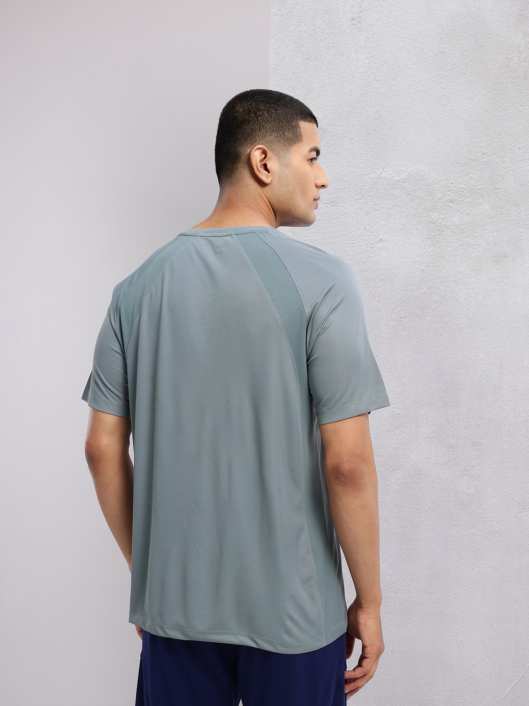HRX by Hrithik Roshan Brand Logo Detail Raglan Sleeves Rapid-Dry Training T-shirt