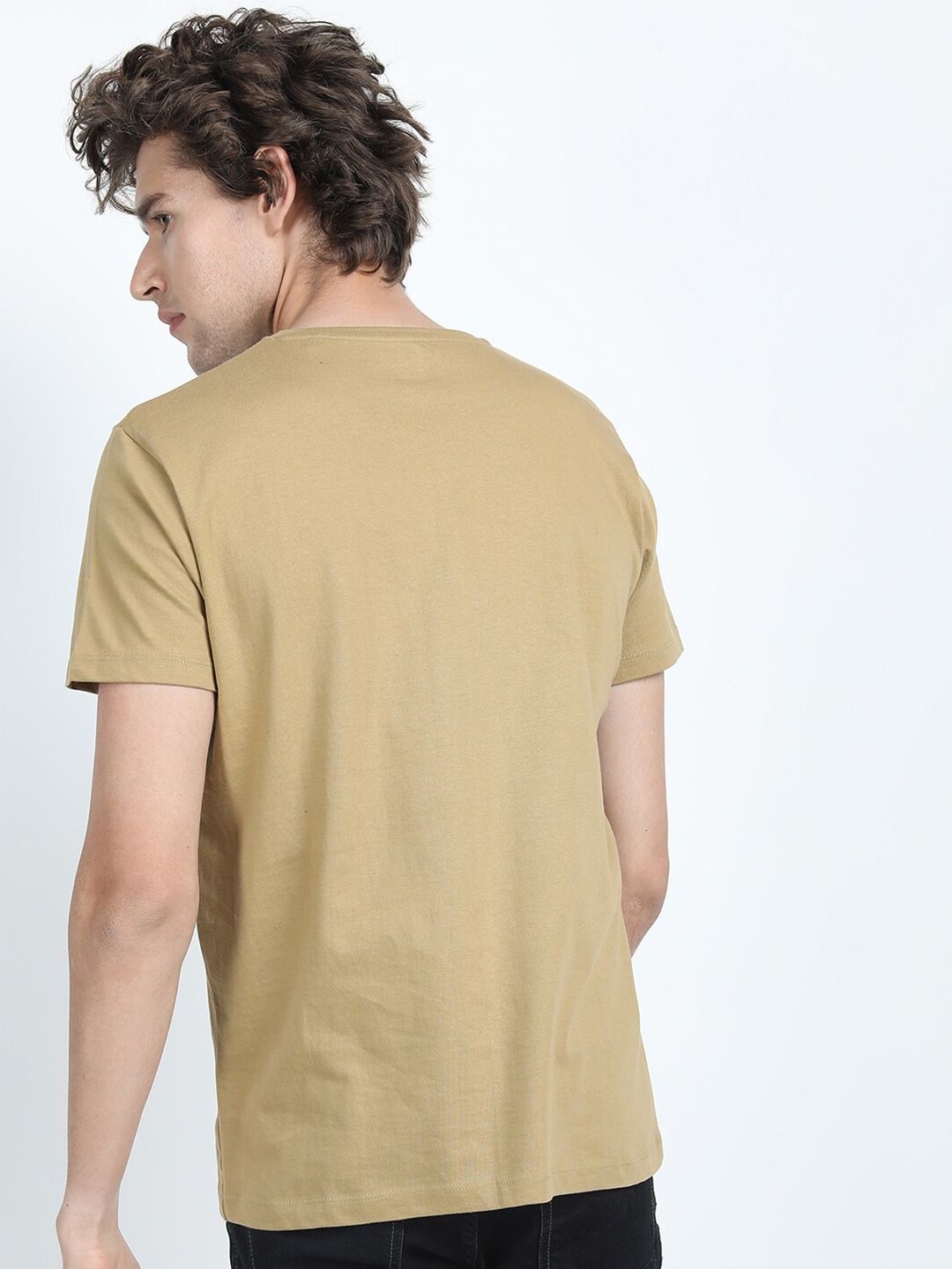 HIGHLANDER Men Olive Green Printed Pockets Slim Fit T-shirt