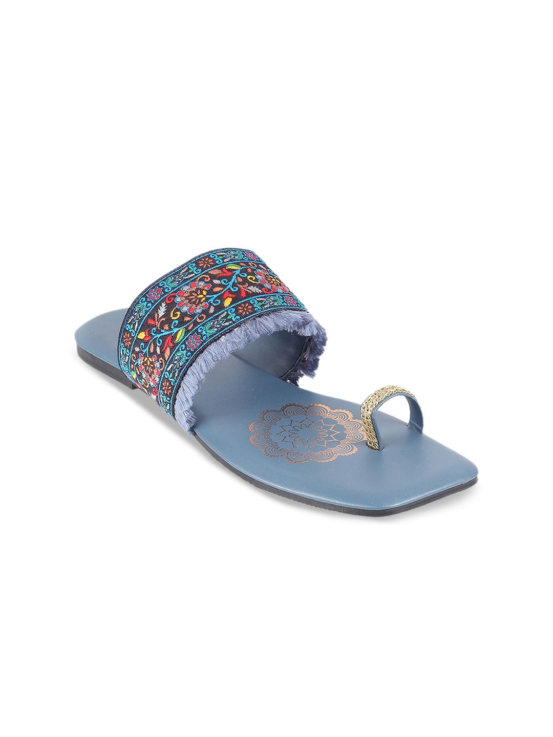 Mochi Embroidered One Toe Flats
