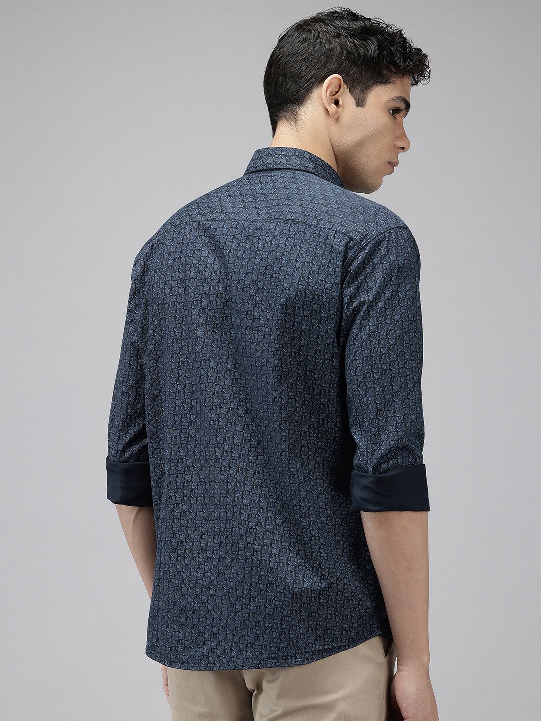 Park Avenue Pure Cotton Slim Fit Printed Casual Shirt