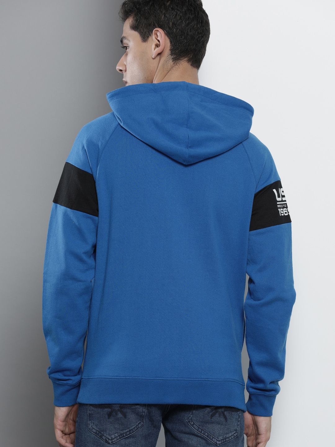 The Indian Garage Co Men Blue Printed Hooded Sweatshirt