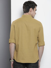 The Indian Garage Co Men Slim Fit Solid Linen Resortwear Shirt