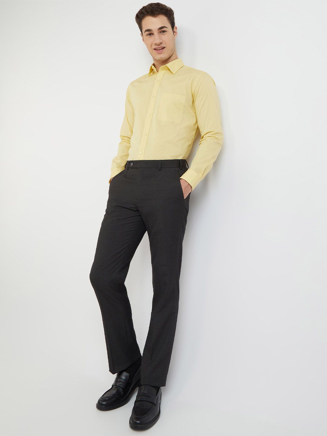 Raymond Solid Slim Fit Pure Cotton Formal Shirt
