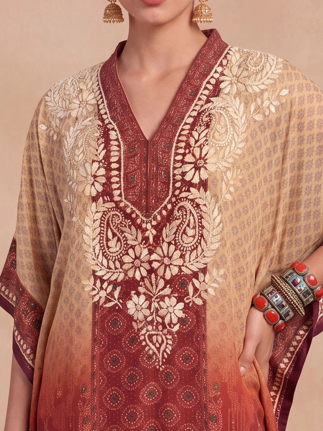 Rumah Wanita Chikankari Motif Etnik Bercetak Lengan Panjang Kerja Benang Crepe Kaftan Kurta