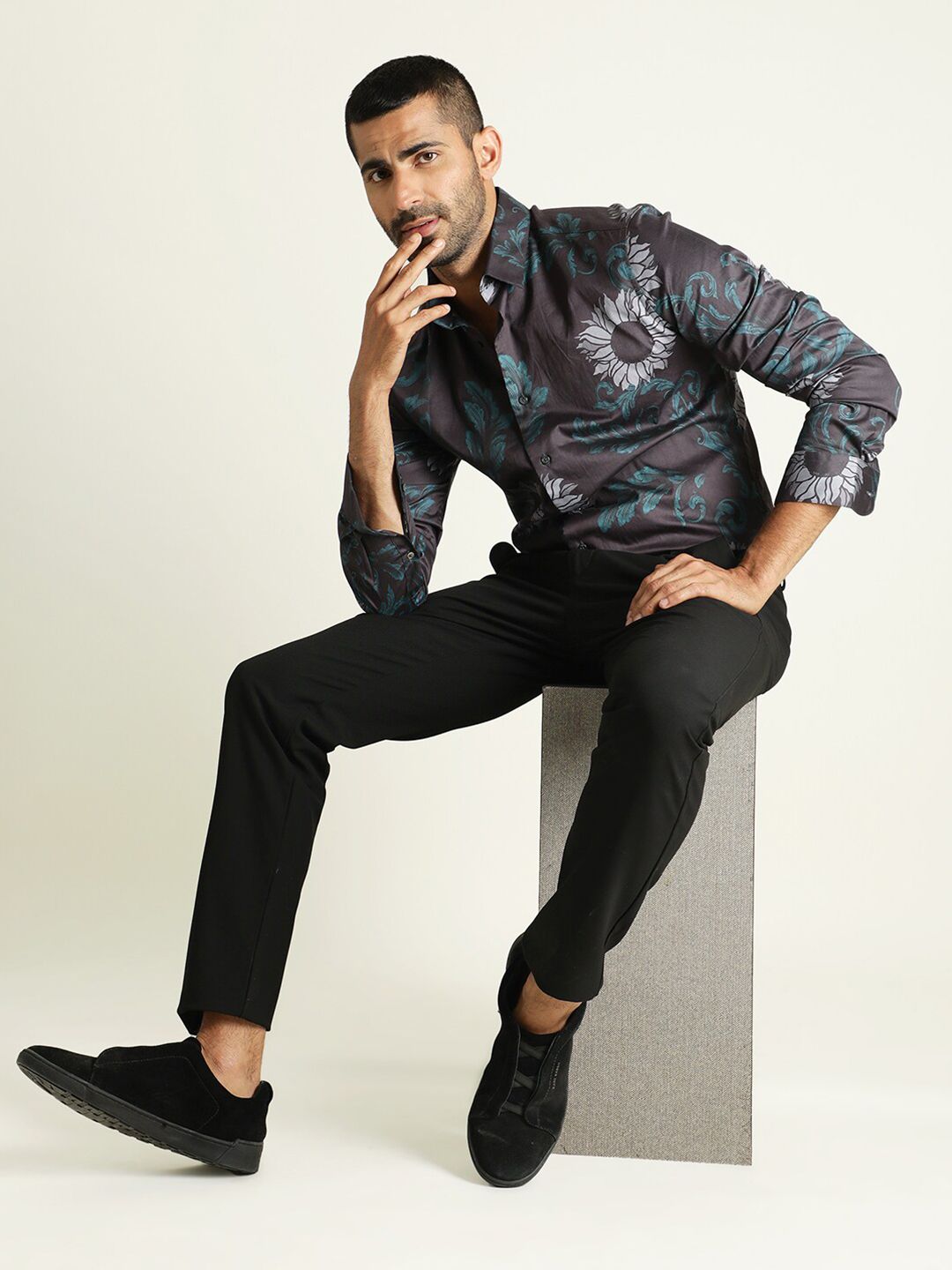 RARE RABBIT Men Silbon Floral Printed Slim Fit Cotton Shirt