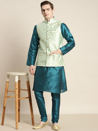SOJANYA Men Green Kurta with Churidar