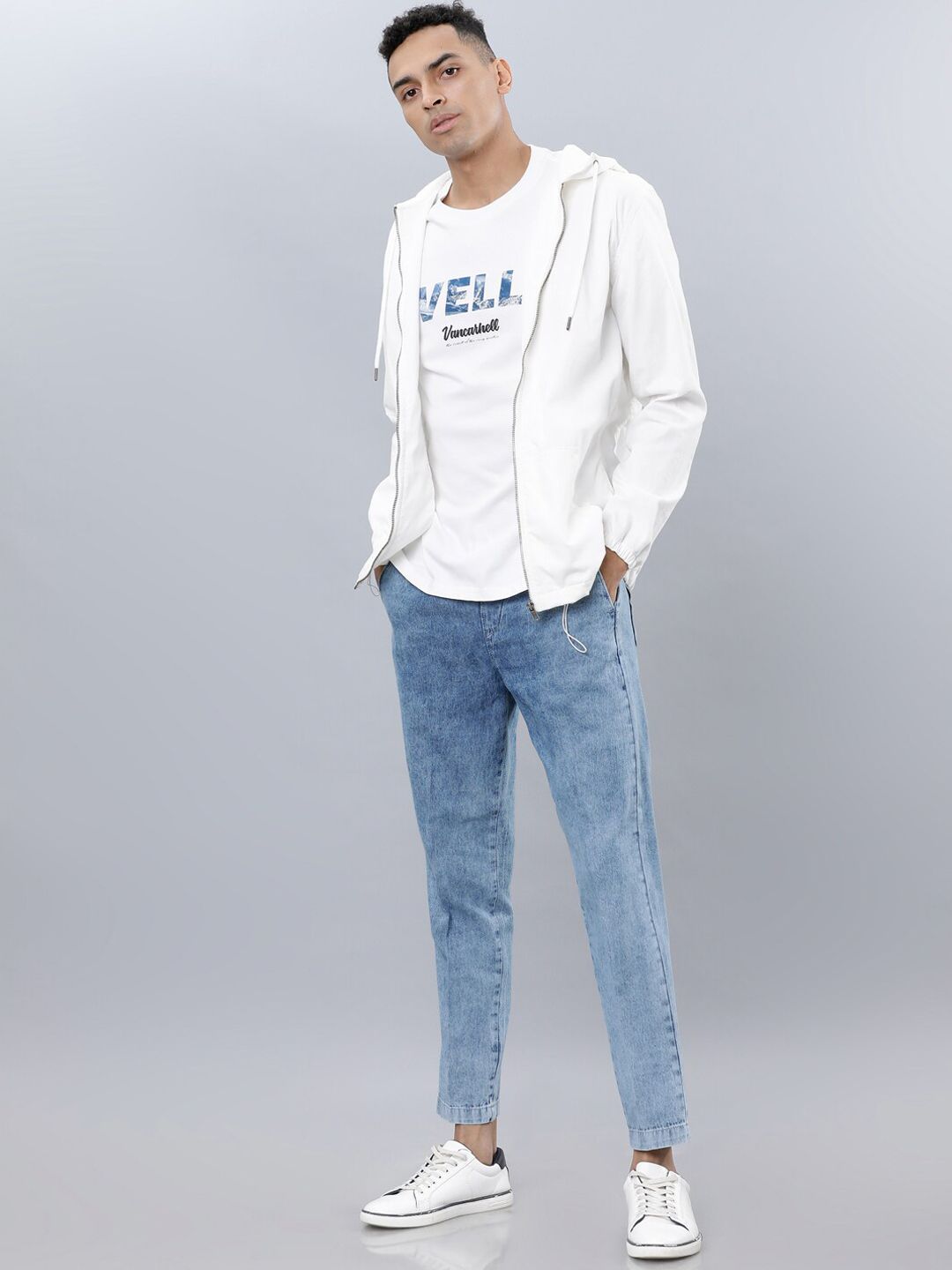 HIGHLANDER Men Blue Tapered Fit Mid-Rise Clean Look Jeans