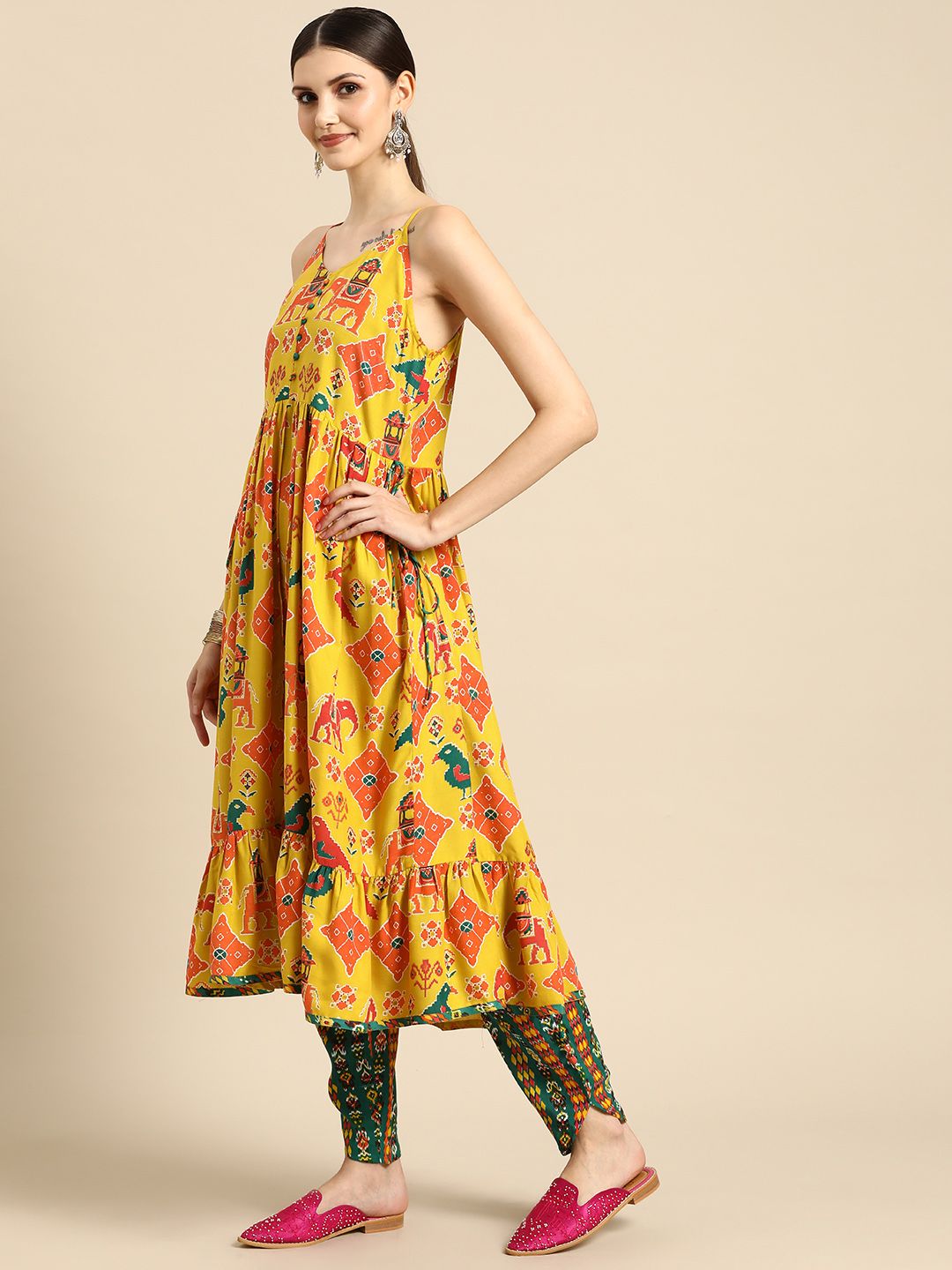 Anouk Women Ethnic Motifs Printed Pure Cotton Kurta with Trouser