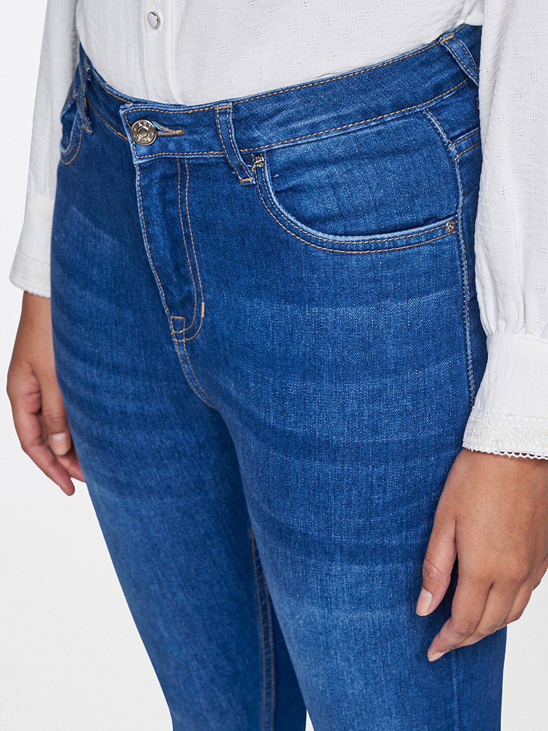 AND Women Mid-Rise Straight Fit Heavy Fade Jeans