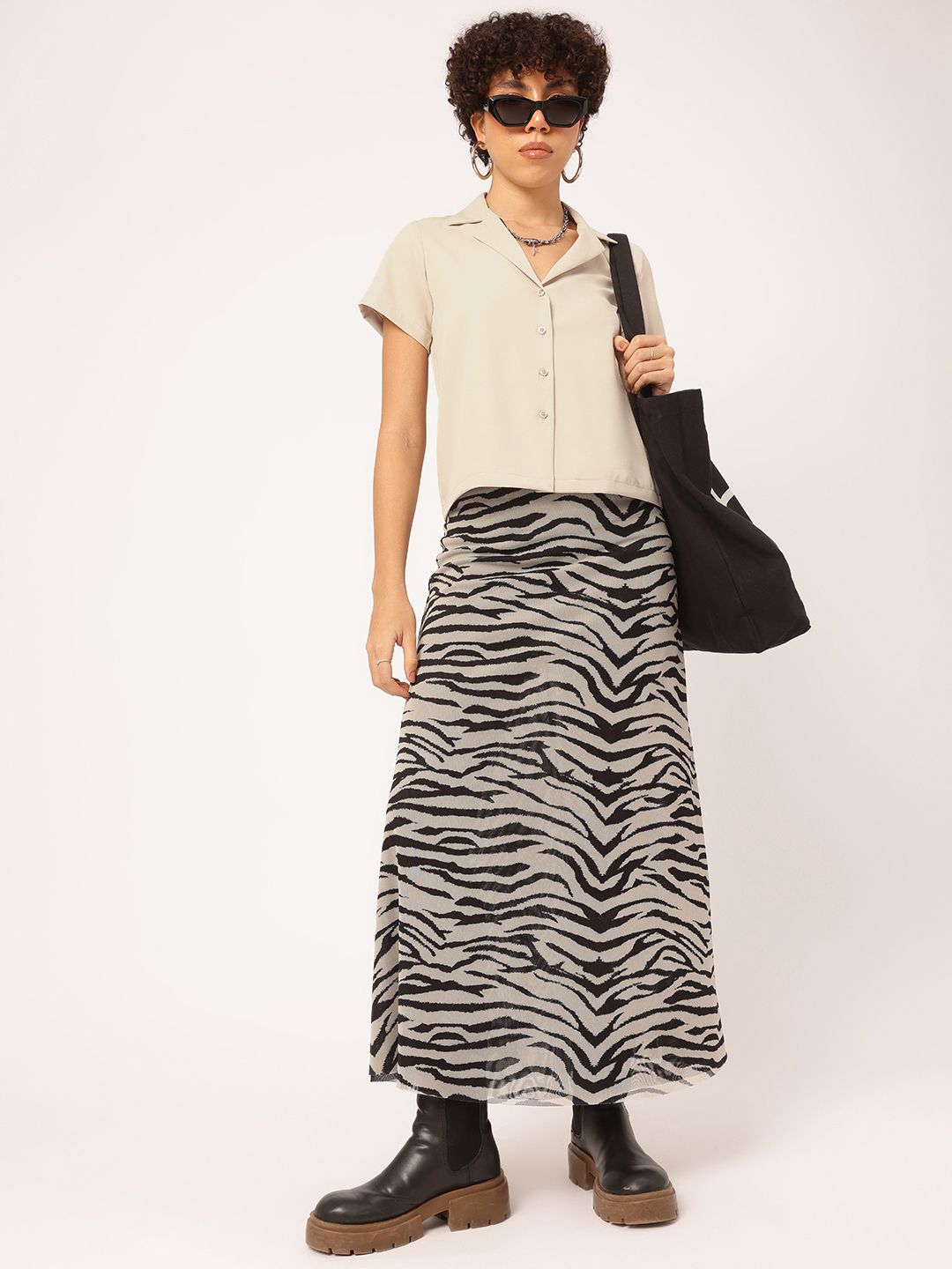 DressBerry Soft Focus Notched Lapel Edge Shirt