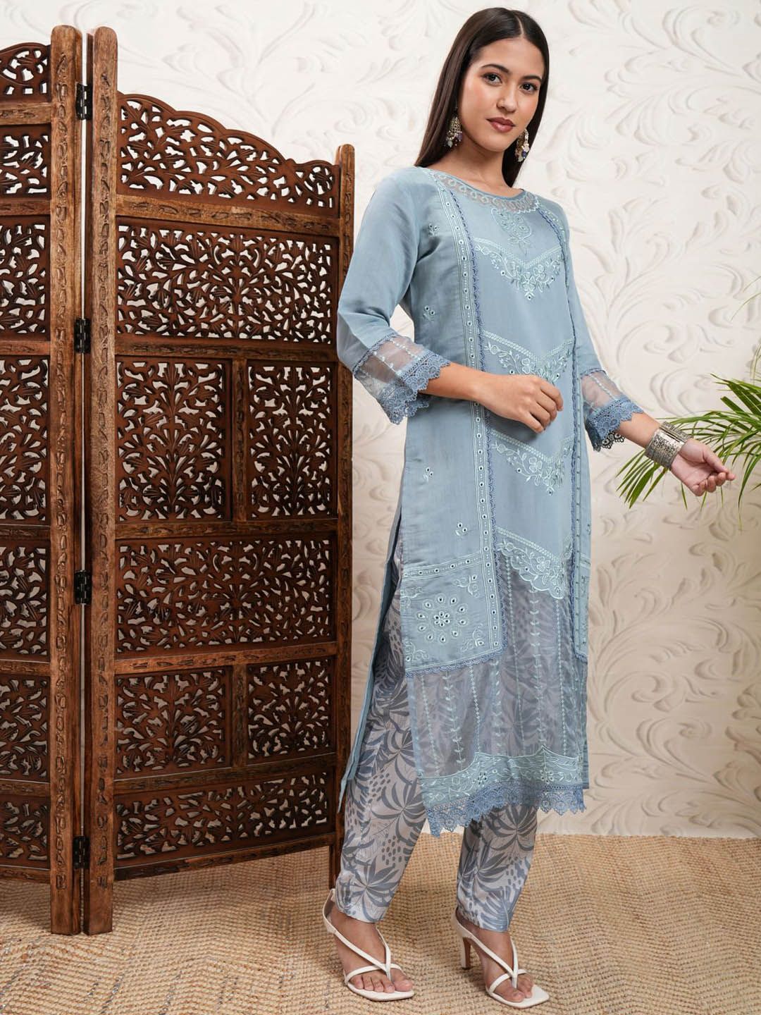 Vishudh Grey Floral Embroidered Round Neck Straight Kurta & Trousers With Dupatta