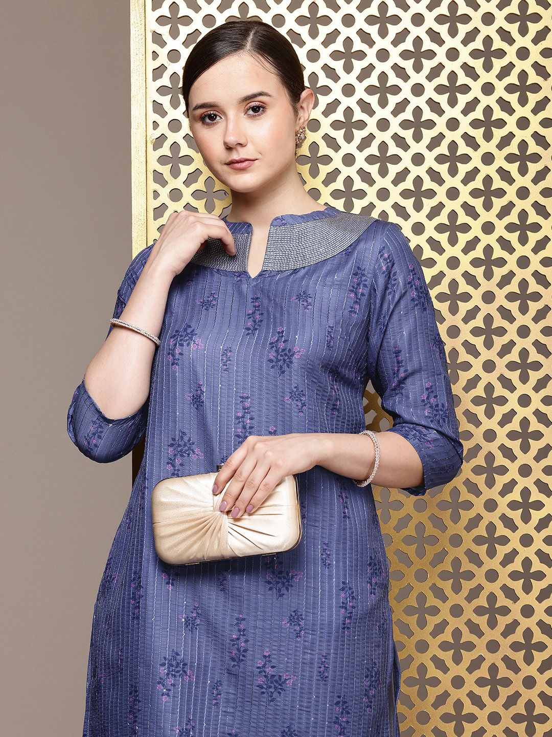 House of Pataudi Floral Printed Sequinned Jashn Kurta