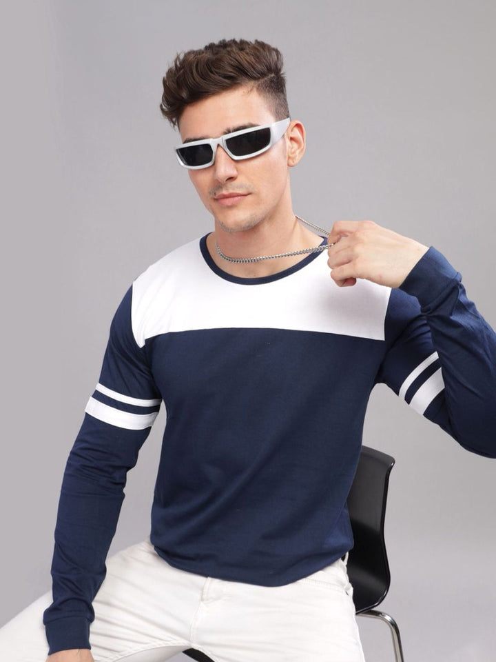 ADRO Men Colourblocked Round Neck T-shirt