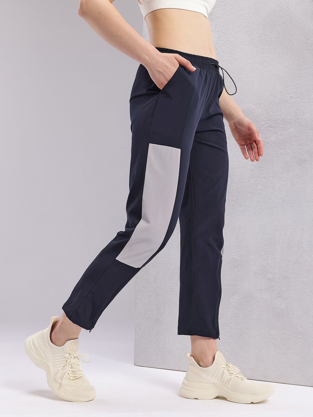 HRX by Hrithik Roshan Women Colourblocked Cropped Running Track Pants with Zip Detail