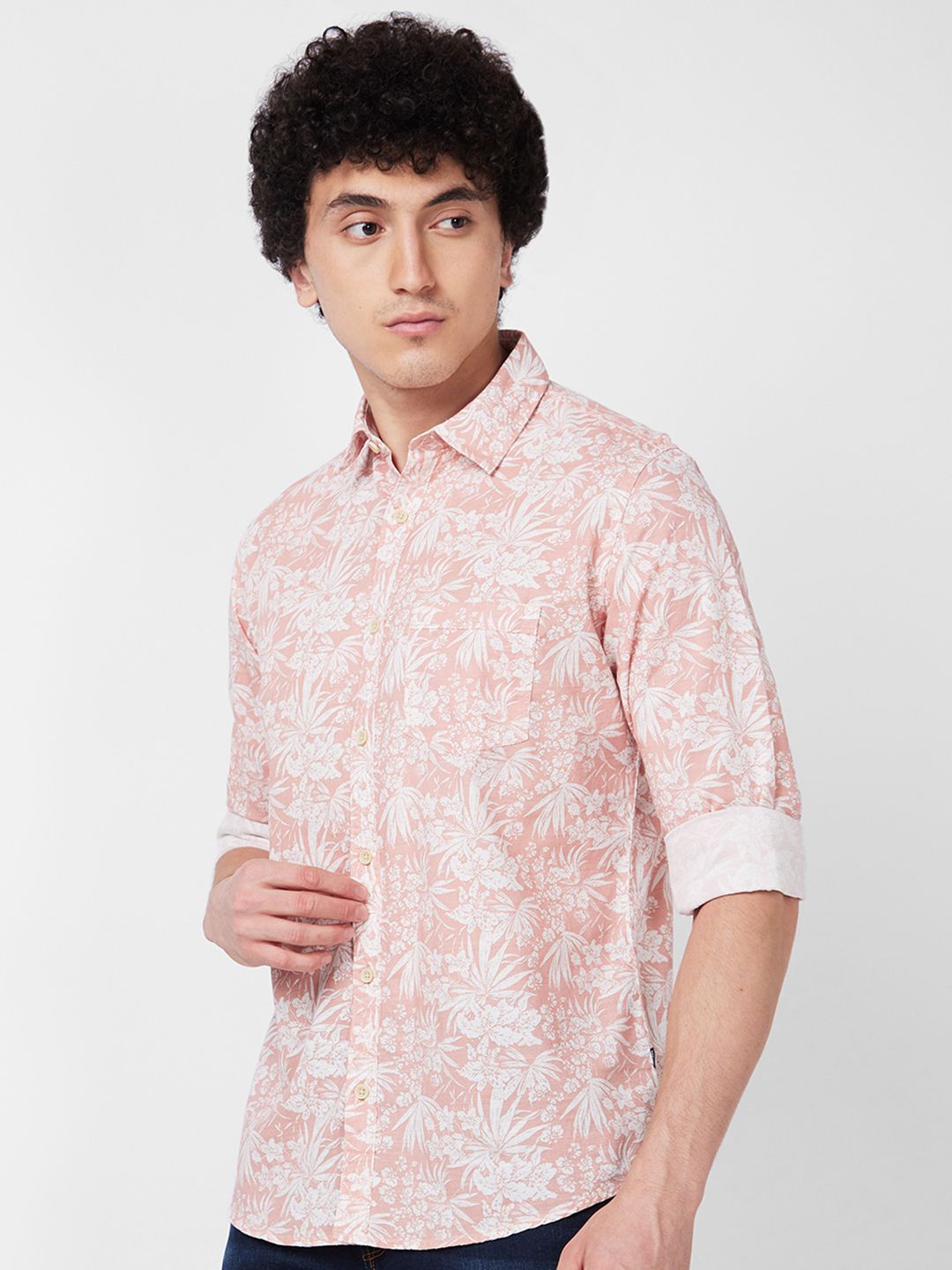 SPYKAR Floral Printed Spread Collar Cotton Casual Shirt