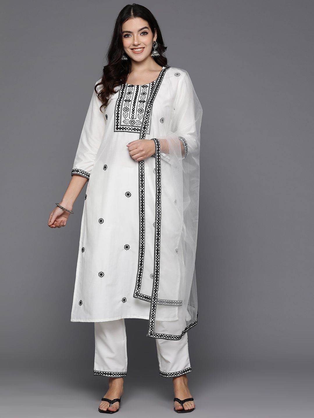 Indo Era Women Embroidered Regular Thread Work Kurta with Trousers & Dupatta
