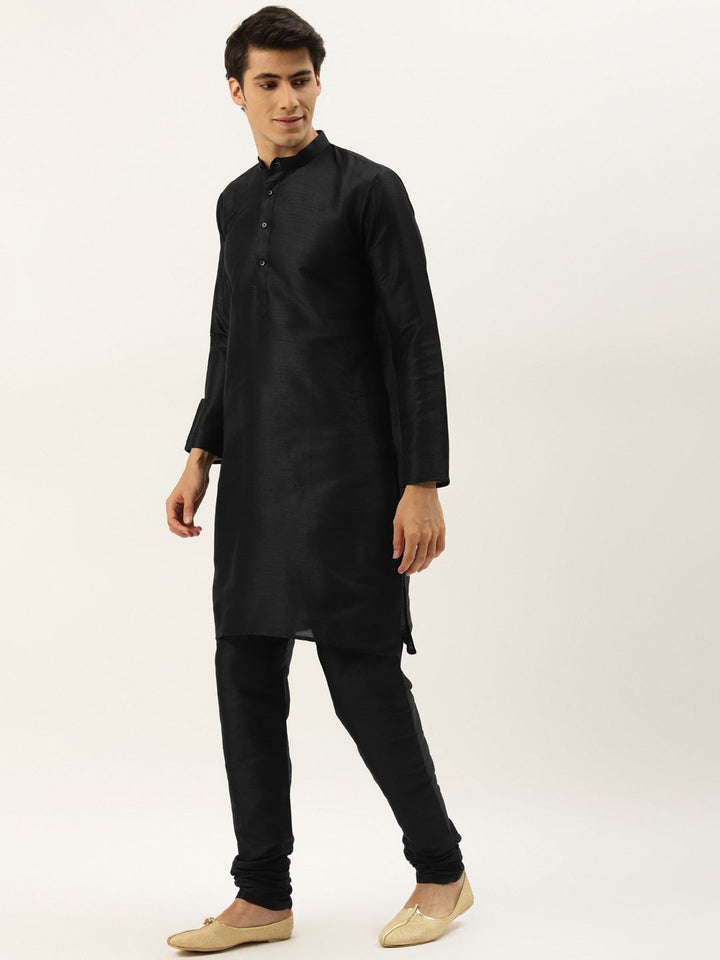 SOJANYA Men Black Solid Kurta with Churidar & Nehru Jacket