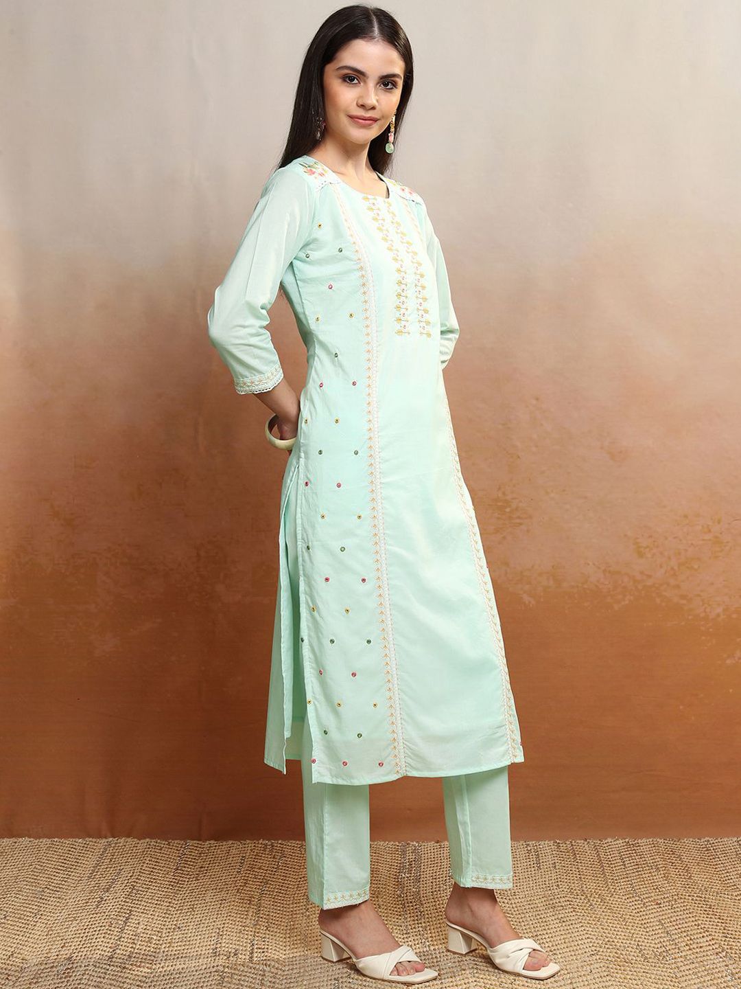 Vishudh Women Floral Embroidered Regular Pure Cotton Kurta with Trousers & With Dupatta