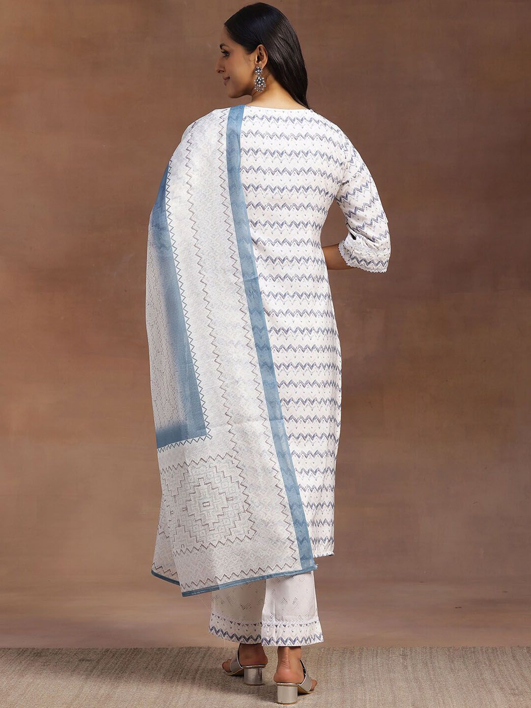 Libas Chevron Embroidered Regular Thread Work Kurta With Palazzos & Dupatta