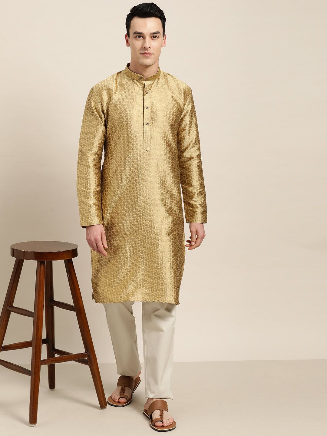 SOJANYA Men Golden Woven Design Straight Kurta