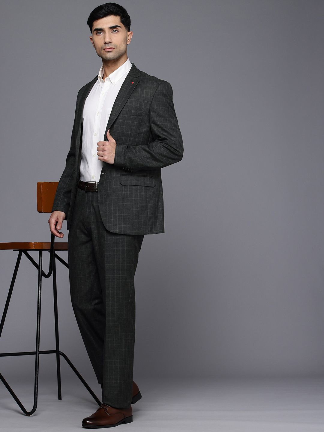 Raymond Contemporary Fit Single Breasted Formal Blazer and Trousers