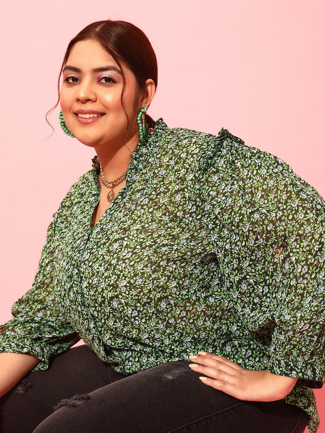 CURVY STREET Plus Size Floral Printed Puff Sleeves Satin Top