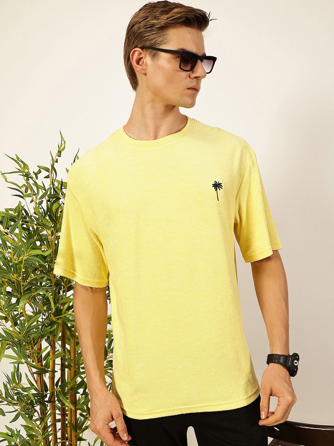 Thomas Scott Men's Solid Round Neck Oversized Casual T-shirt
