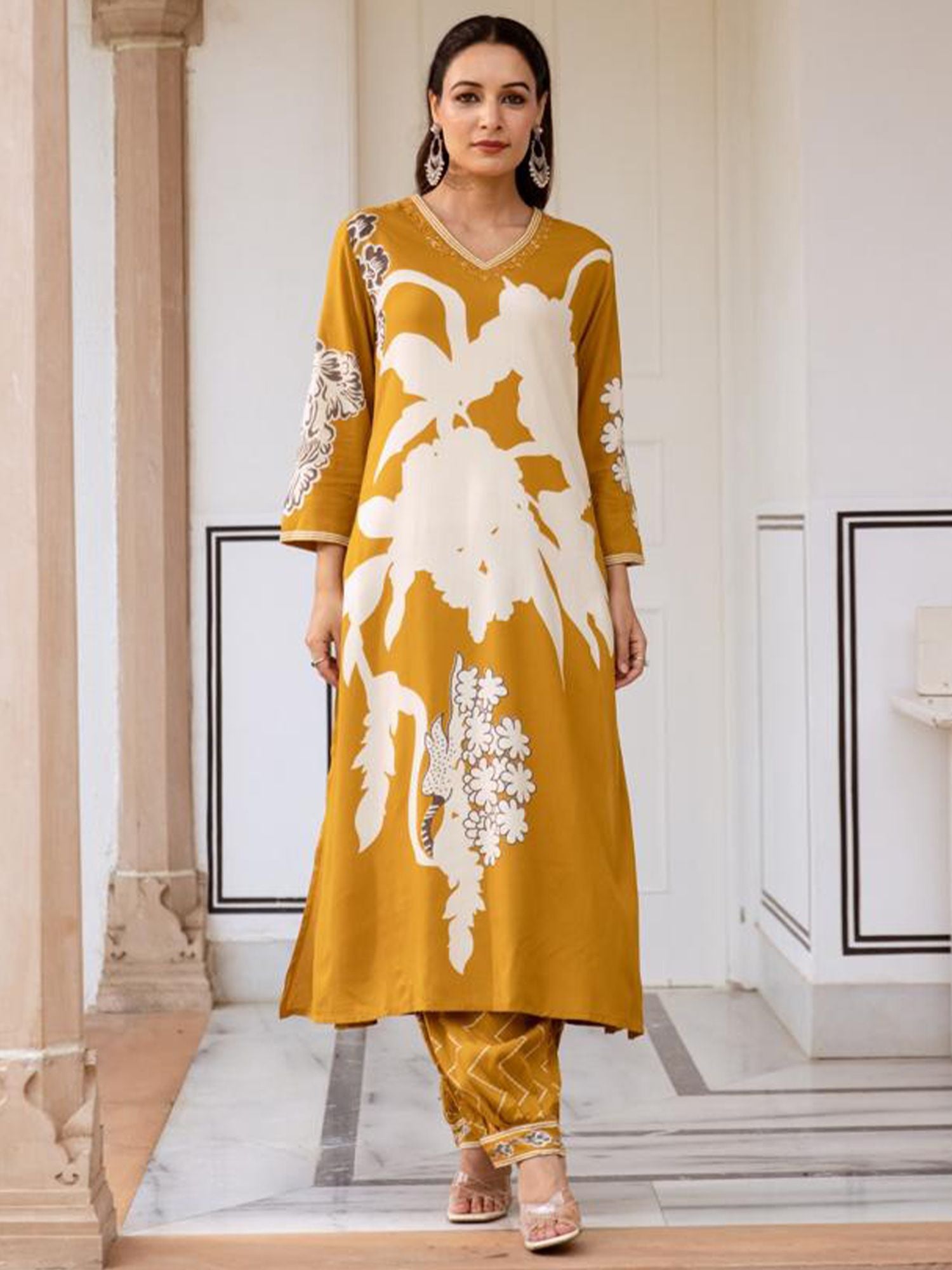 Indo Era Floral Printed V-Neck A-Line Kurta With Salwar
