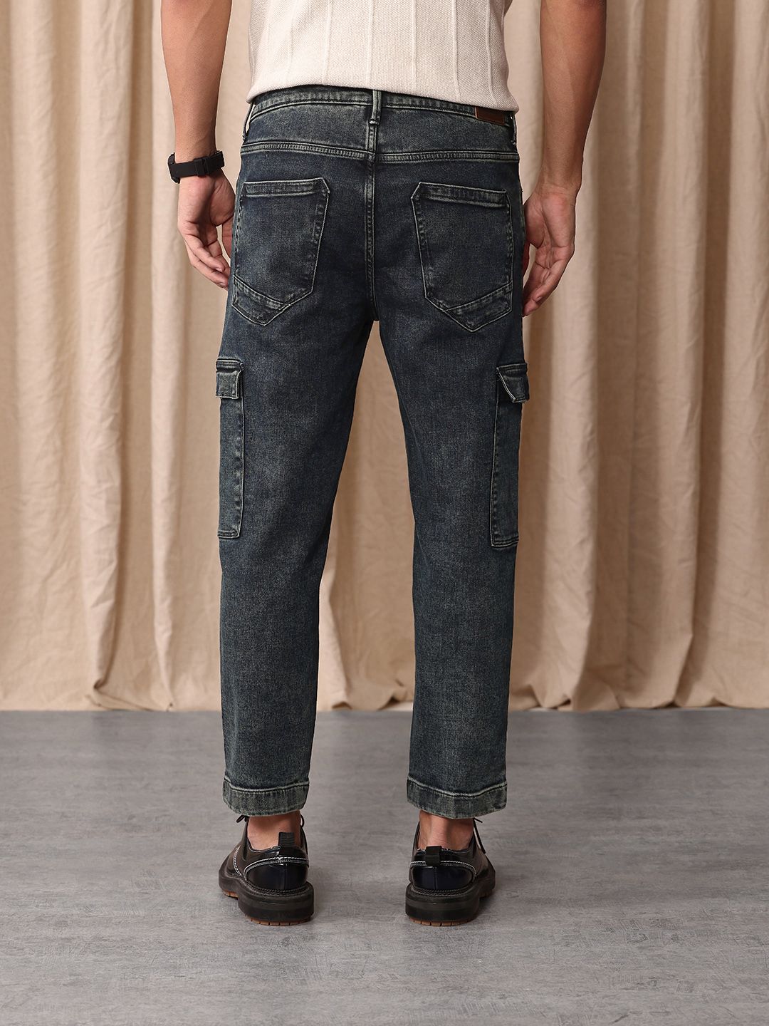 Mr Bowerbird Men Tapered Fit Mid-Rise Light Fade Cropped Stretchable Cargo Styles Jeans