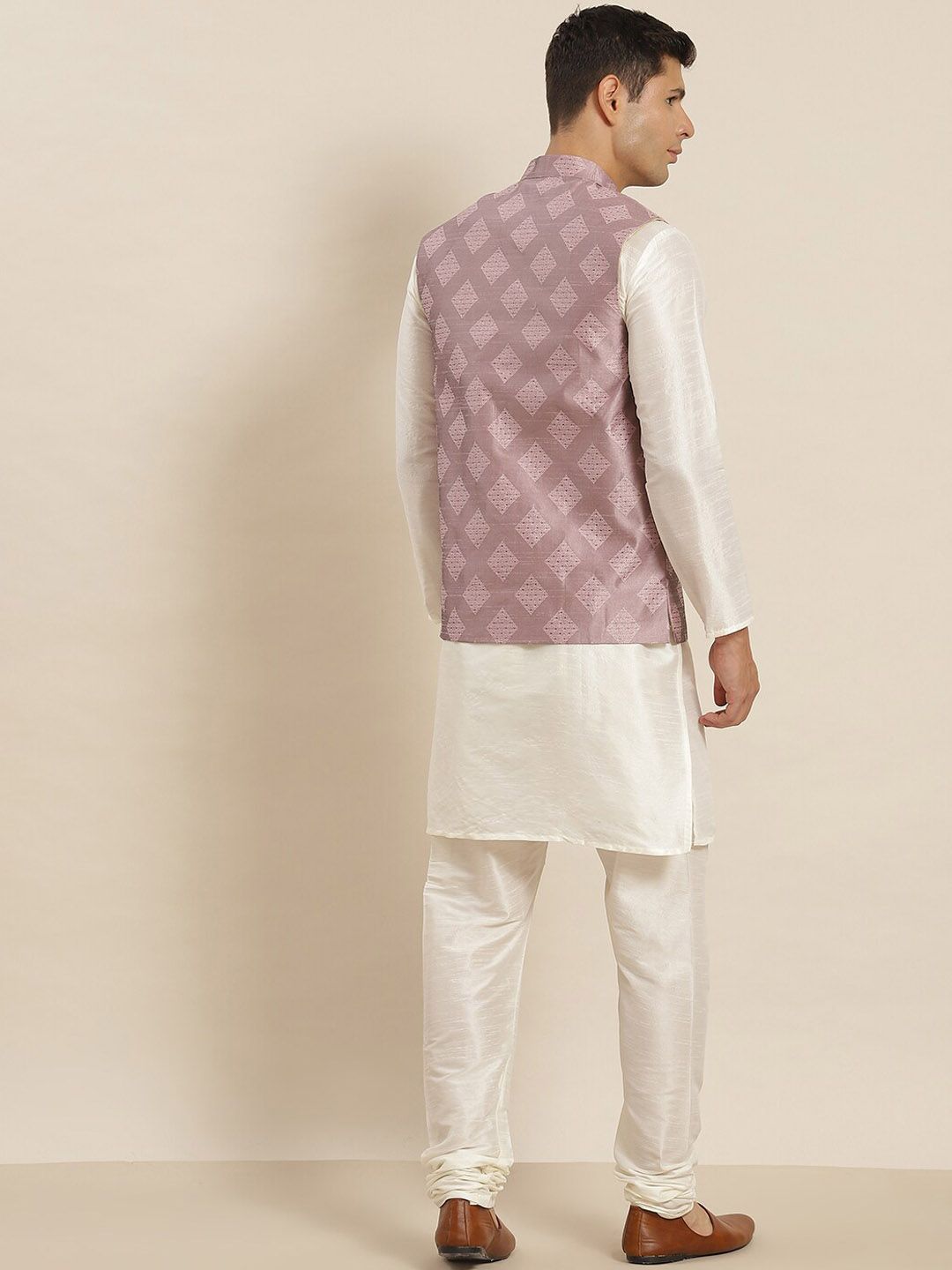 SOJANYA Mandarin Collar Regular Kurta With Churidar & Nehru Jacket
