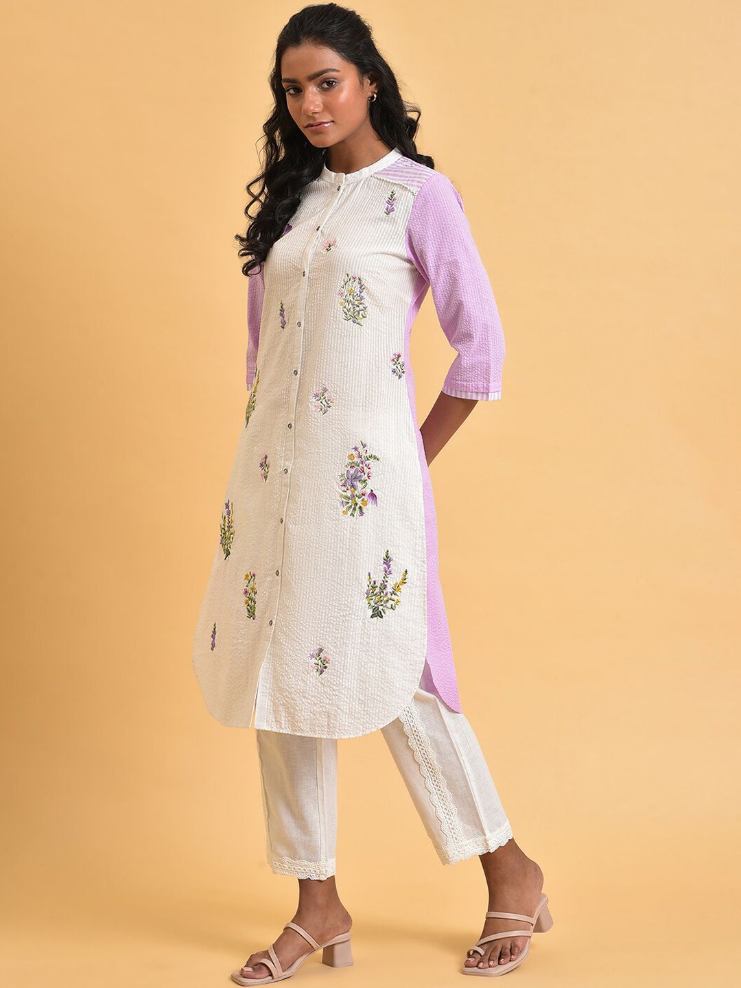 W Floral Printed Mandarin Collar Pure Cotton Straight Kurta