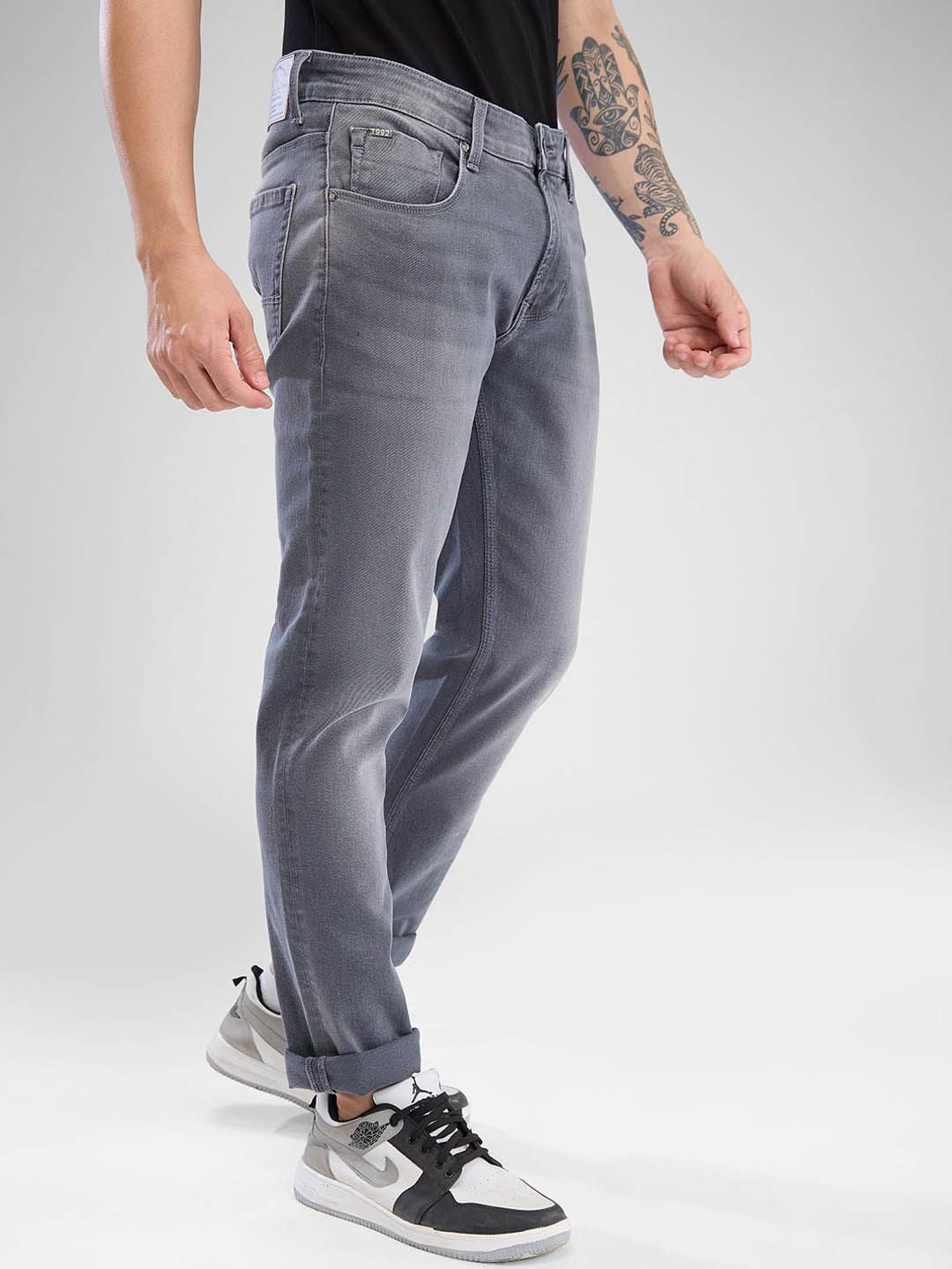 SPYKAR Men Slim Fit Low-Rise Clean Look Heavy Fade Stretchable Jeans