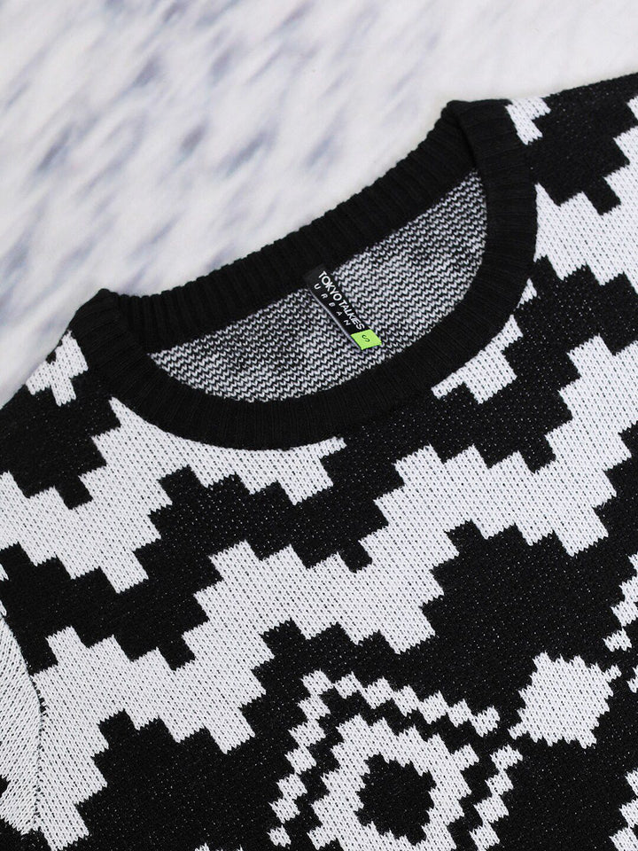 Tokyo Talkies Black Geometric Printed Acrylic Pullover Sweater