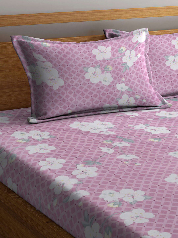 KLOTTHE Purple Floral Cotton 300 TC Fitted King Fine Bedsheet with 2 Pillow Covers-98 x 89 inches
