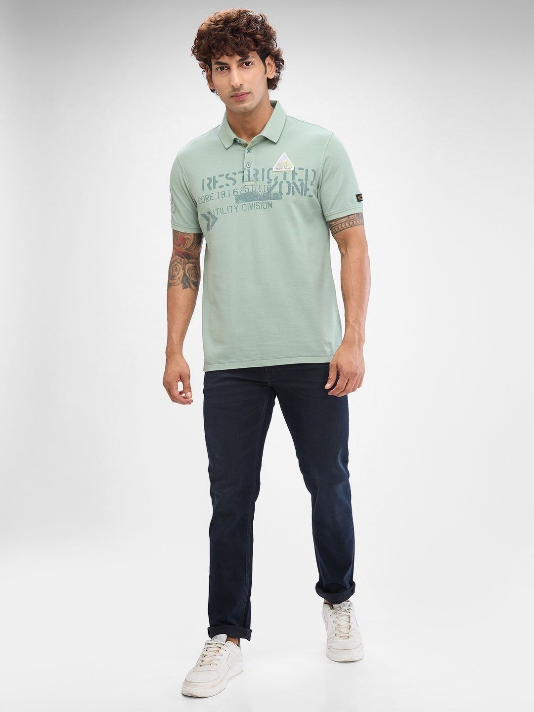 SPYKAR Men Typography Printed Polo Collar Slim Fit T-shirt