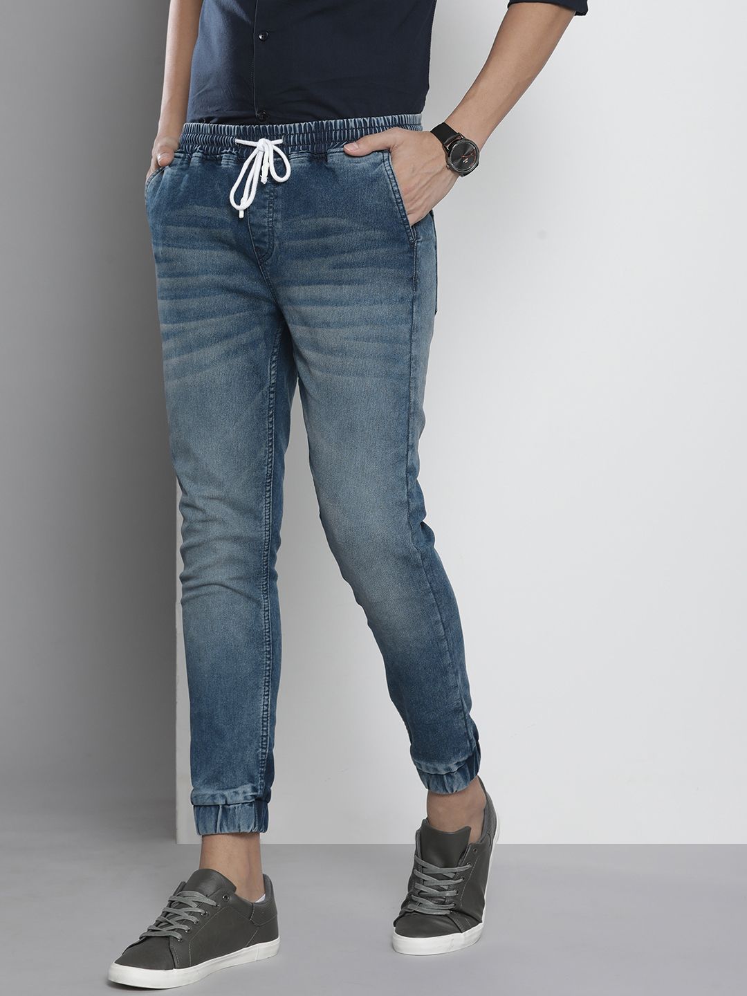 The Indian Garage Co Men Blue Cropped Jogger Heavy Fade Jeans